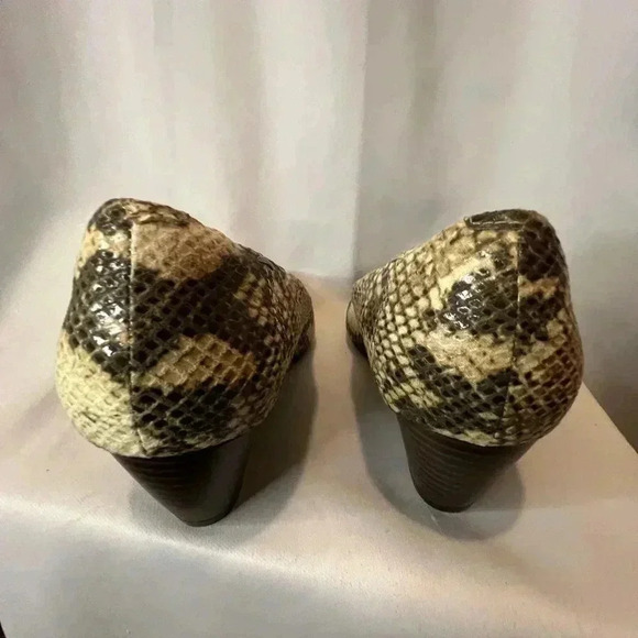 Clarks Collection Wedge Heels Leather Snake Skin Black Blend Round Toe - Picture 3 of 7